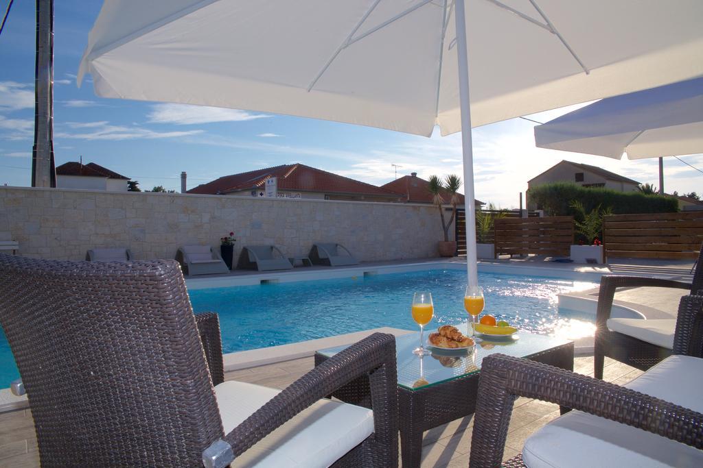 Antonija Apartments With Pool Биоград-на-Мору Экстерьер фото